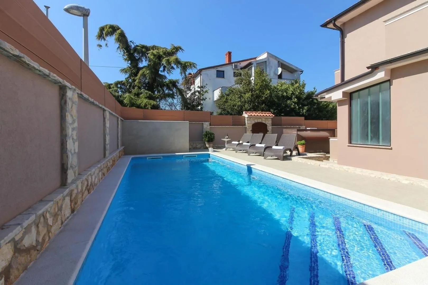 Ferienhaus Mit Privatpool Fuer 5 Personen Ca 150 Qm In Pula, Istrien Istrische Riviera 0*, Pula Chorwacja